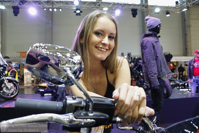 Csajok és Harley