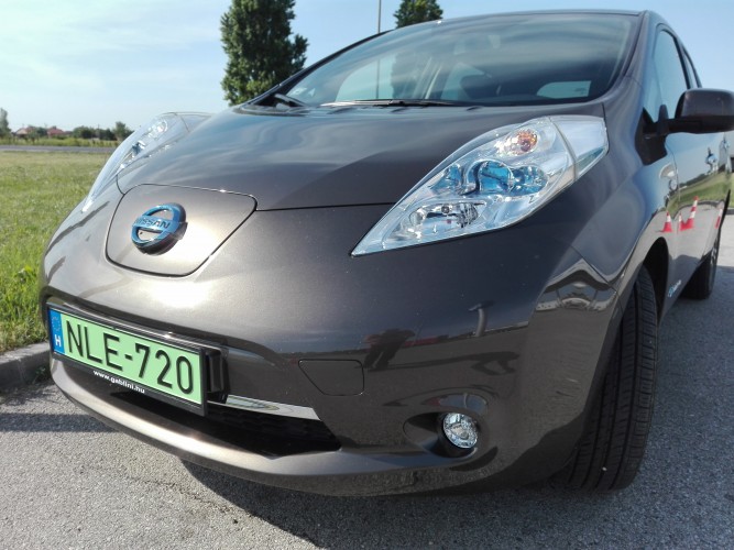 Nissan Leaf az elektromos hosszútáv futó
