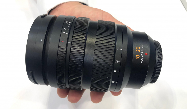 Lumix 12-35 és 12-25mm-es objektíveket teszteltünk.