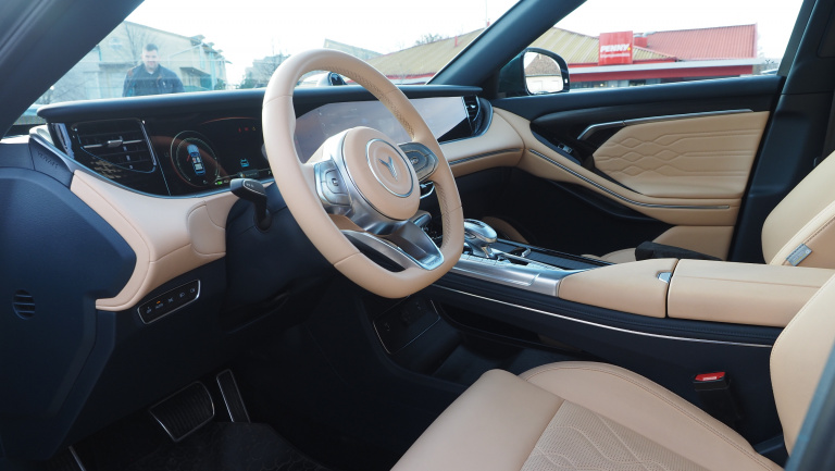 Dongfeng Voyah Free-Videó