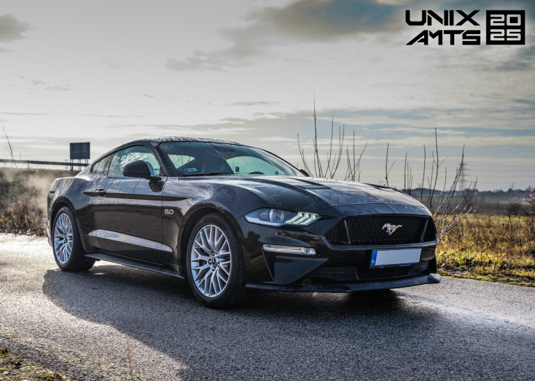 Vérbeli, V8-as Ford Mustang GT fődíj az idei UNIX-AMTS-en!