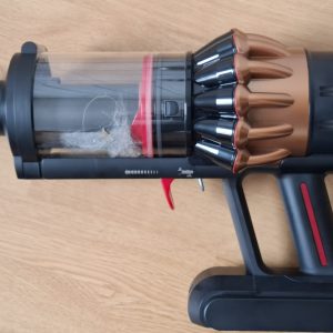 Dyson V16 Piston Animal teszt 2 – A vezeték nélküli porszívó, ami új szintre emeli a kutyaszőr eltávolítást